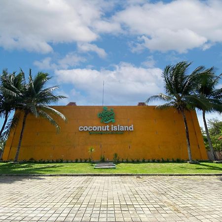 Avery Coconut Island Waterpark Beach Resort Carita Esterno foto