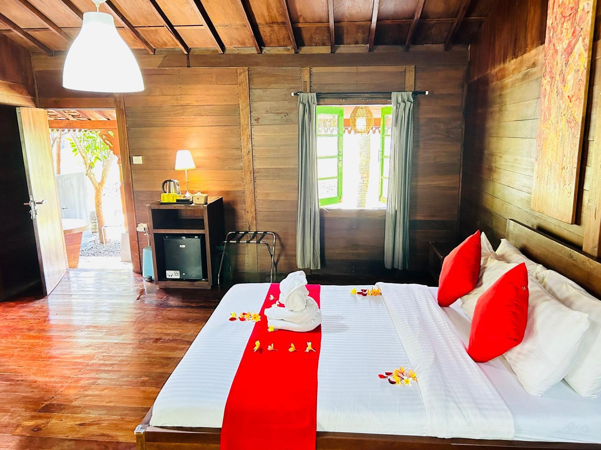 Avery Coconut Island Waterpark Beach Resort Carita Esterno foto
